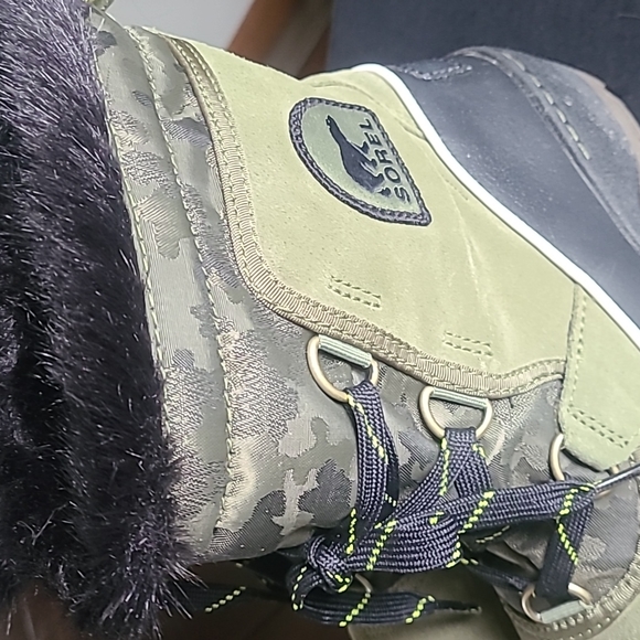 Sorel Trivoli III Waterproof Winter Boots Size 8 - Picture 5 of 7